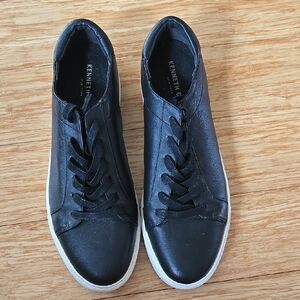 Kenneth Cole Black Sneakers